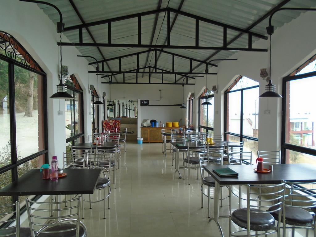 New Dolma Hotel Almora Extérieur photo